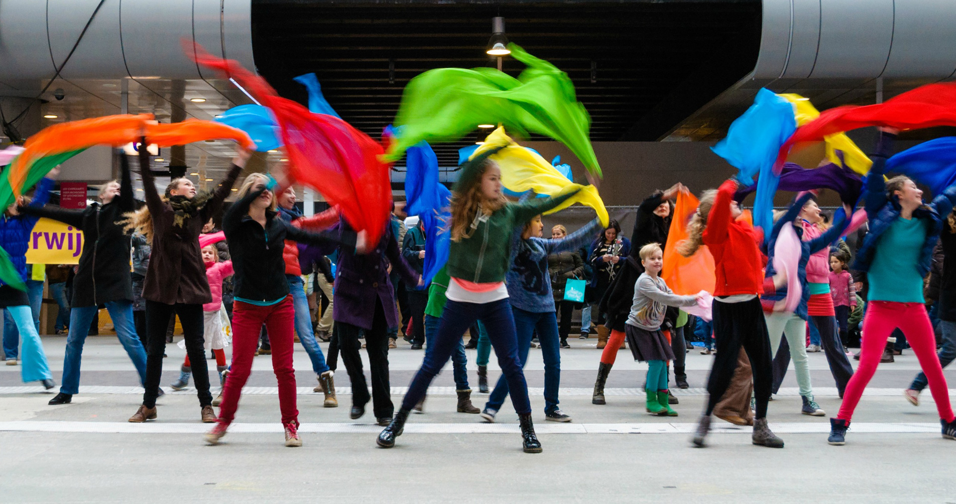 Flashmob - Paaldansstudio.nl